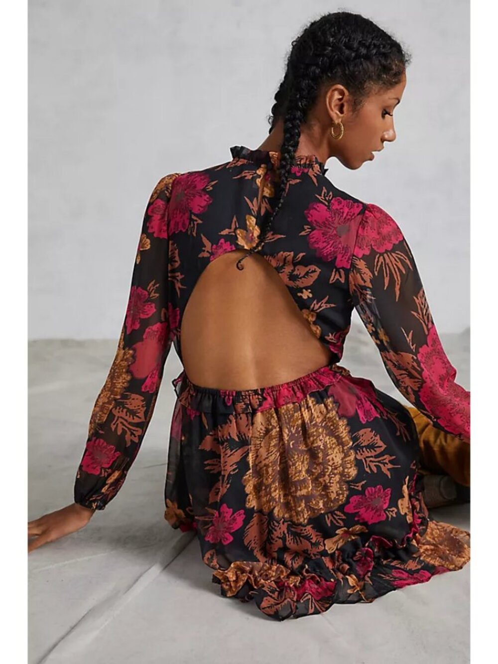 Porridge Puff-Sleeved Floral Mini Dress - Picture 3 of 9